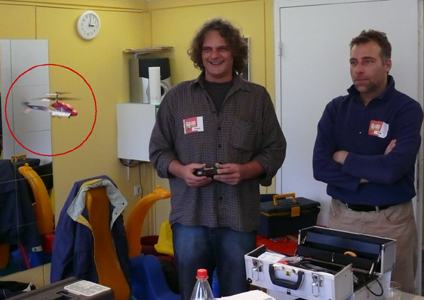 [Bild: 02_samstag_02h_claushubschrauber.jpg]