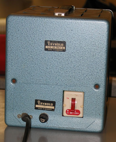 [Bild: leybold_netzteil0002.jpg]